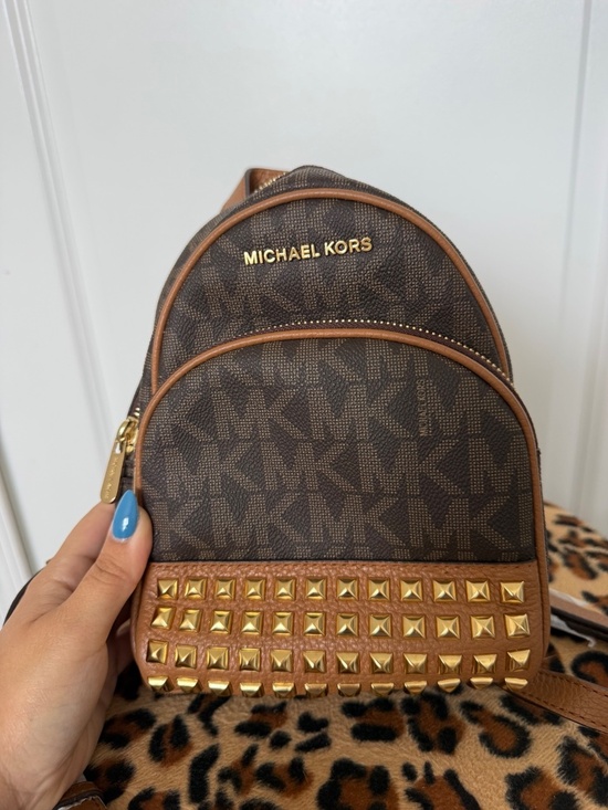 NWT Michael Kors Abbey XS Studded Backpack Brown Signature Logo Acorn